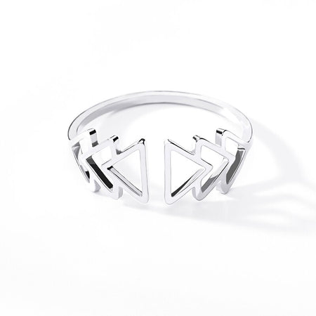 Minimalist Geometric Triple Triangle Rings For